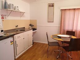 Kingscote Tourist Park and Family Units