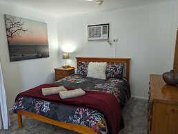 Kingscote Tourist Park and Family Units