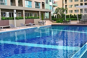 Lumpini Ville Pattaya Pool Gym