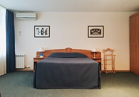 DIS President hotel