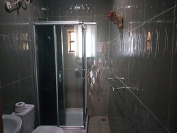 Orchard Hotel