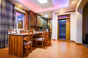 L L Apartments