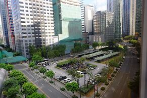 Forbeswood Heights 2BR by Stays PH