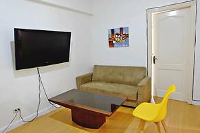 Forbeswood Heights 2BR by Stays PH