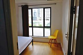 Forbeswood Heights 2BR by Stays PH