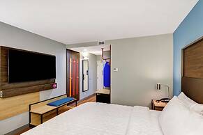 Tru by Hilton Shepherdsville Louisville South