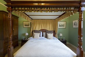 Grosvenor Villa