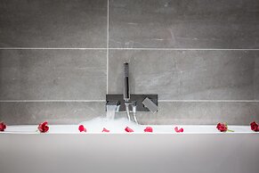 Longcourt House Hotel