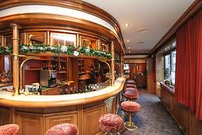 Hotel Tiroler ADLER Bed & Breakfast