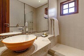 Ilha Branca Exclusive Hotel