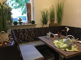 Hotel & Restaurant Hessischer Hof
