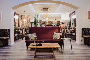 Hotel & Restaurant Hessischer Hof