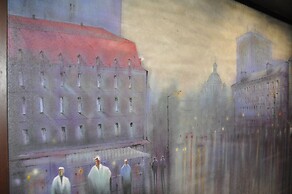 Full House Capsule Hostel