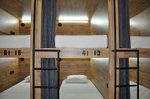 Full House Capsule Hostel