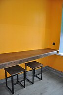 Full House Capsule Hostel