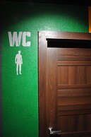 Full House Capsule Hostel