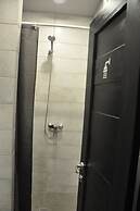 Full House Capsule Hostel