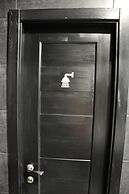 Full House Capsule Hostel