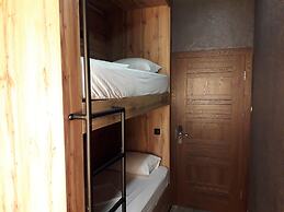 Full House Capsule Hostel