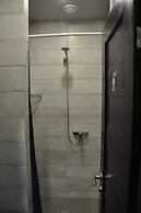 Full House Capsule Hostel