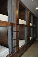 Full House Capsule Hostel