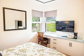 Hilltop Vacation Rental