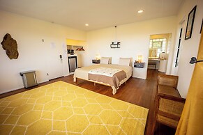 Hilltop Vacation Rental
