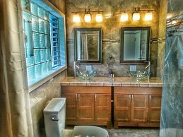 Hilltop Vacation Rental