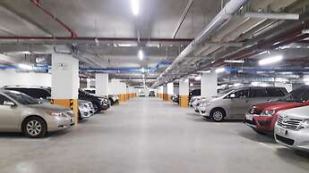 Horse Square Apartment