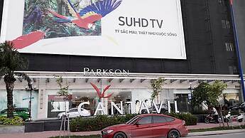 Horse Square Apartment