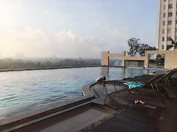 Horse Square Apartment