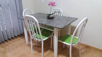 Apto Próx Shopping Mueller com Garagem