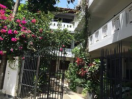 Unawatuna Beach Bunglow