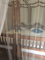 Unawatuna Beach Bunglow