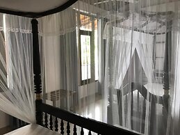 Unawatuna Beach Bunglow