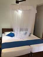 Unawatuna Beach Bunglow