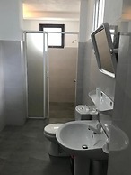 Unawatuna Beach Bunglow