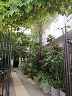 Unawatuna Beach Bunglow