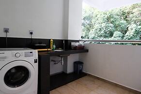 Sabah Luxury Cozy Family Suite