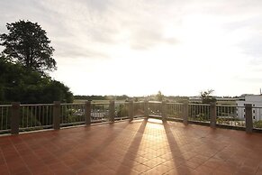 Sabah Luxury Cozy Family Suite