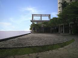 The Malibu Suites Balikpapan by Sissae Living