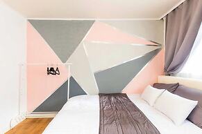 Kim's Family House 1-2F