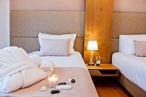 Acropolis View Deluxe Penthouse & Luxury Apartments