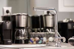 Acropolis View Deluxe Penthouse & Luxury Apartments