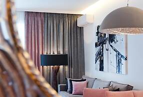 Acropolis View Deluxe Penthouse & Luxury Apartments