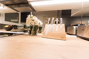 Acropolis View Deluxe Penthouse & Luxury Apartments