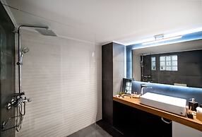 Acropolis View Deluxe Penthouse & Luxury Apartments