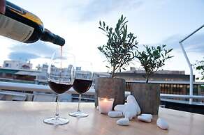 Acropolis View Deluxe Penthouse & Luxury Apartments