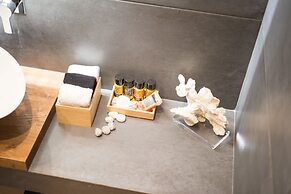 Acropolis View Deluxe Penthouse & Luxury Apartments