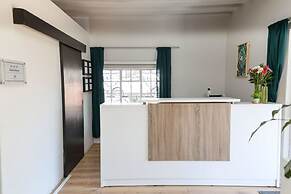 George Lodge International